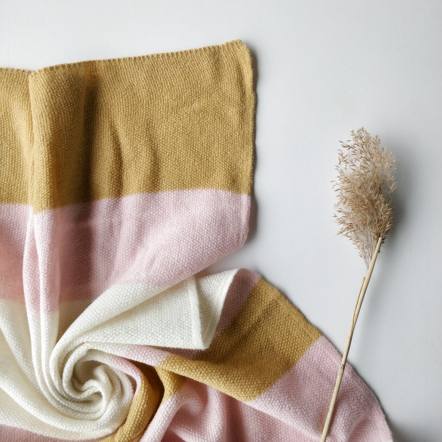 Ilon Wool Blanket, Pink Stripe